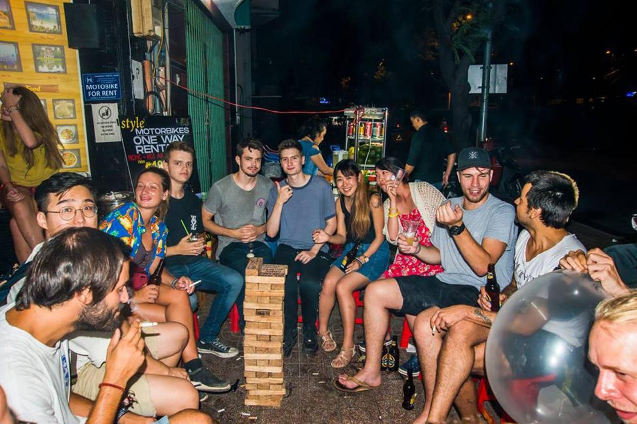 Hangout Hostel Hcm (Adults Only) Ho Chi Minh-stad Buitenkant foto