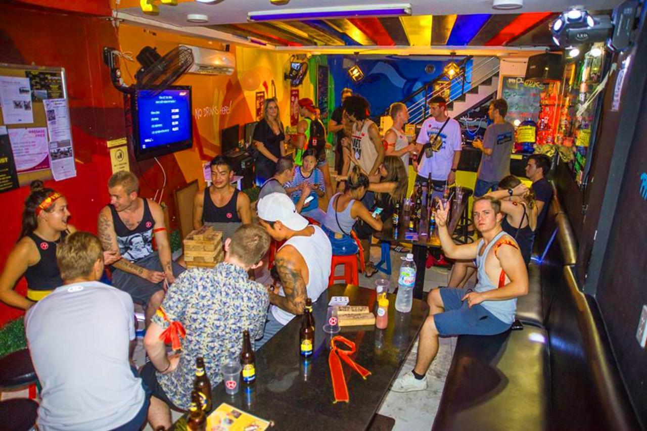 Hangout Hostel Hcm (Adults Only) Ho Chi Minh-stad Buitenkant foto
