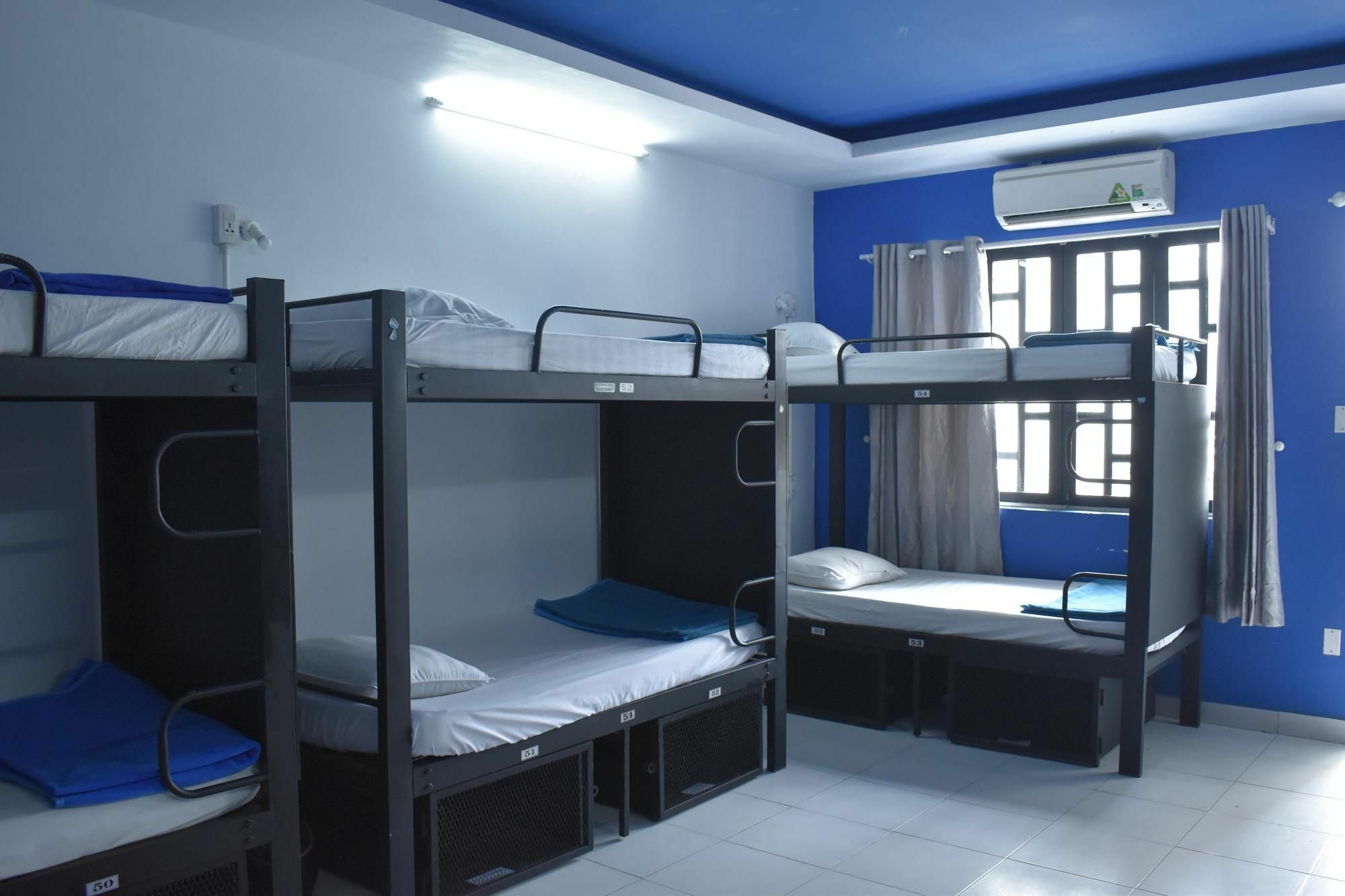 Hangout Hostel Hcm (Adults Only) Ho Chi Minh-stad Buitenkant foto
