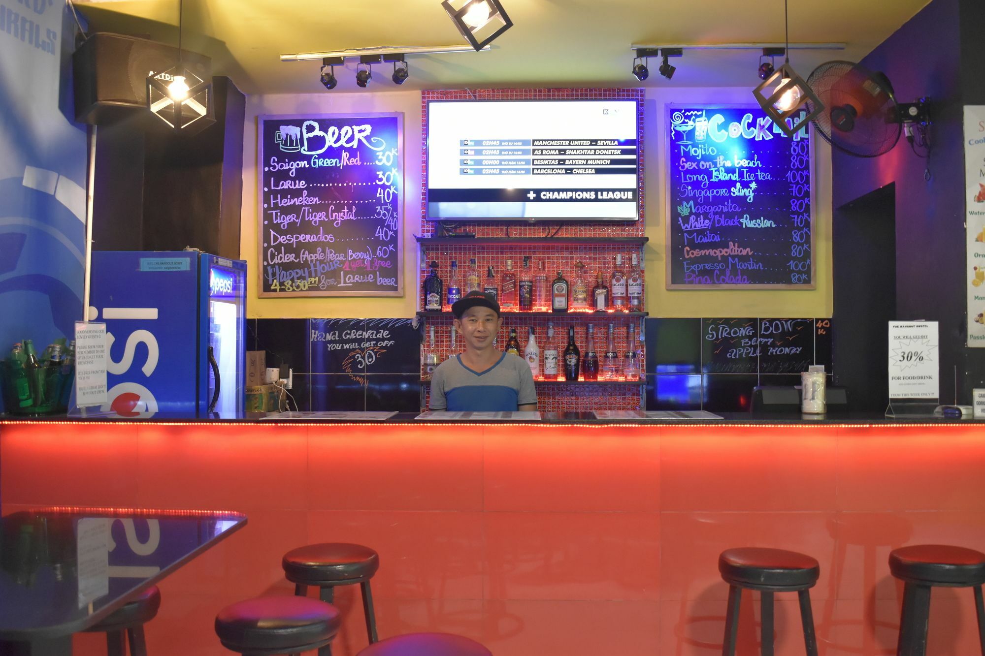 Hangout Hostel Hcm (Adults Only) Ho Chi Minh-stad Buitenkant foto