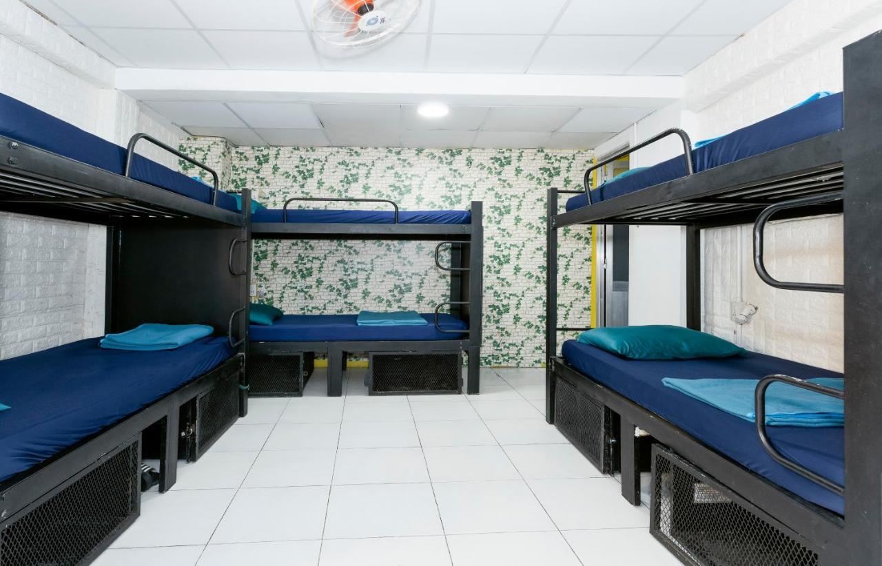 Hangout Hostel Hcm (Adults Only) Ho Chi Minh-stad Buitenkant foto